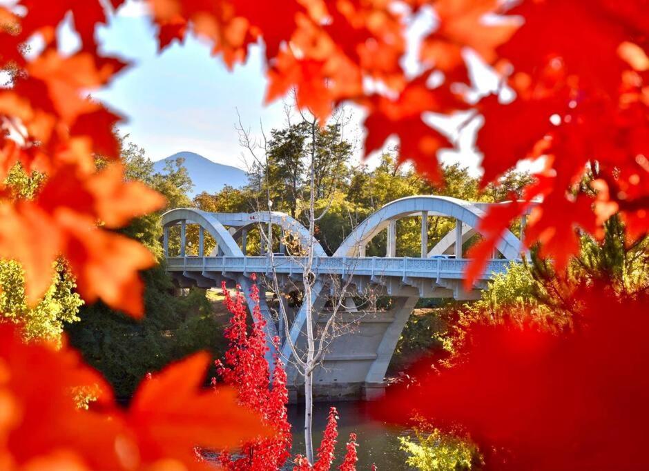 Bear Mountain - Suite 6 Grants Pass Exterior foto
